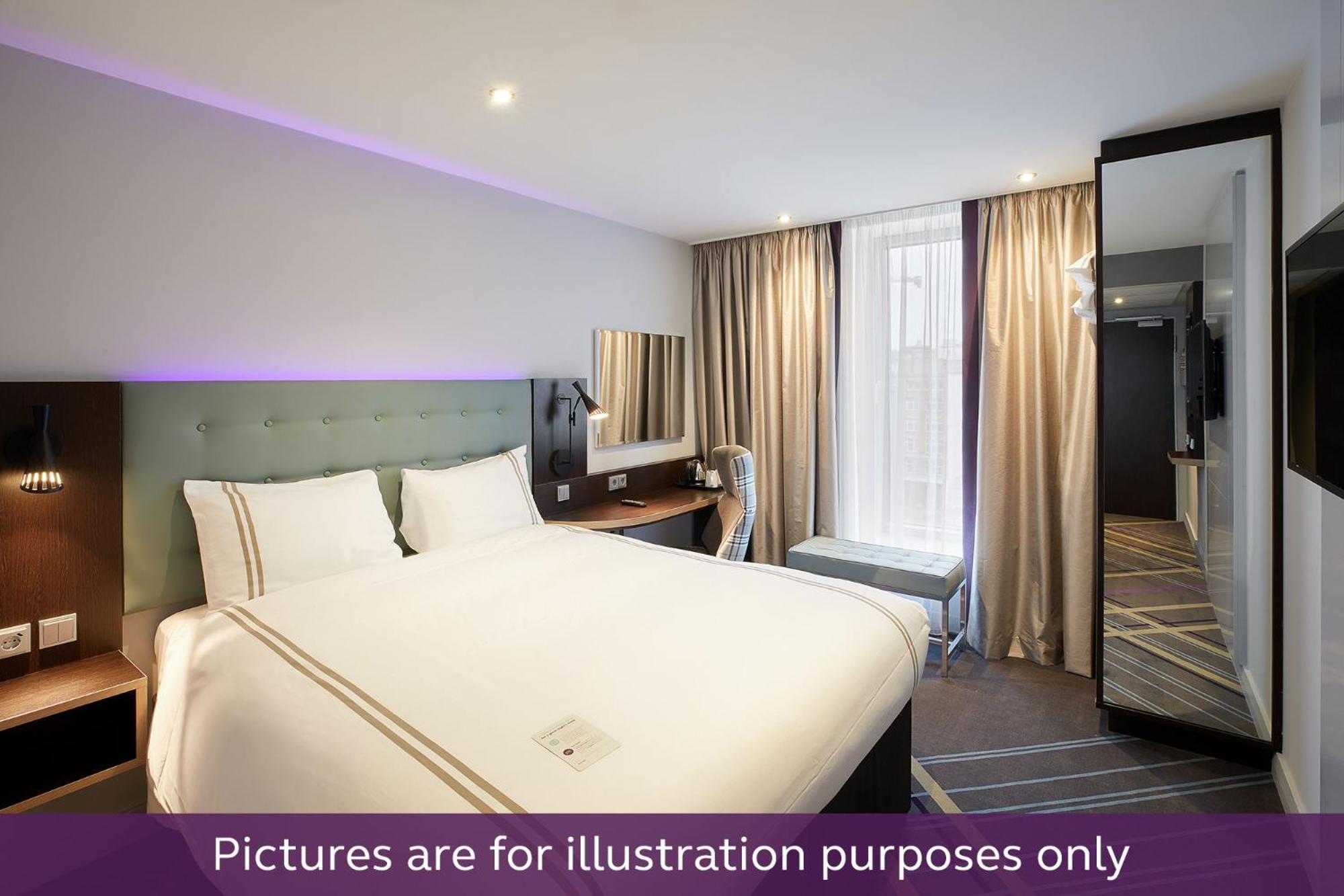 Premier Inn Heidelberg City Centre Екстериор снимка